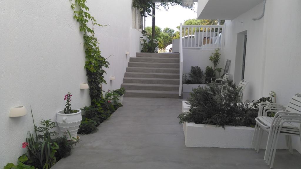 Milos Bay Suites آداماس المظهر الخارجي الصورة