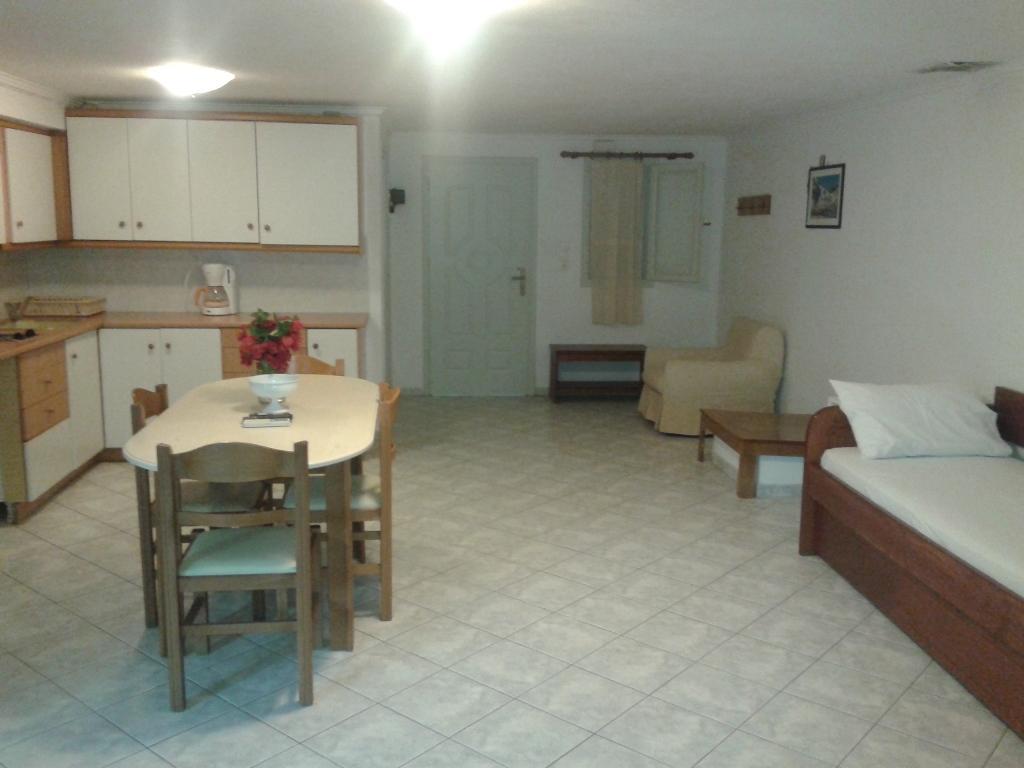 Milos Bay Suites آداماس المظهر الخارجي الصورة