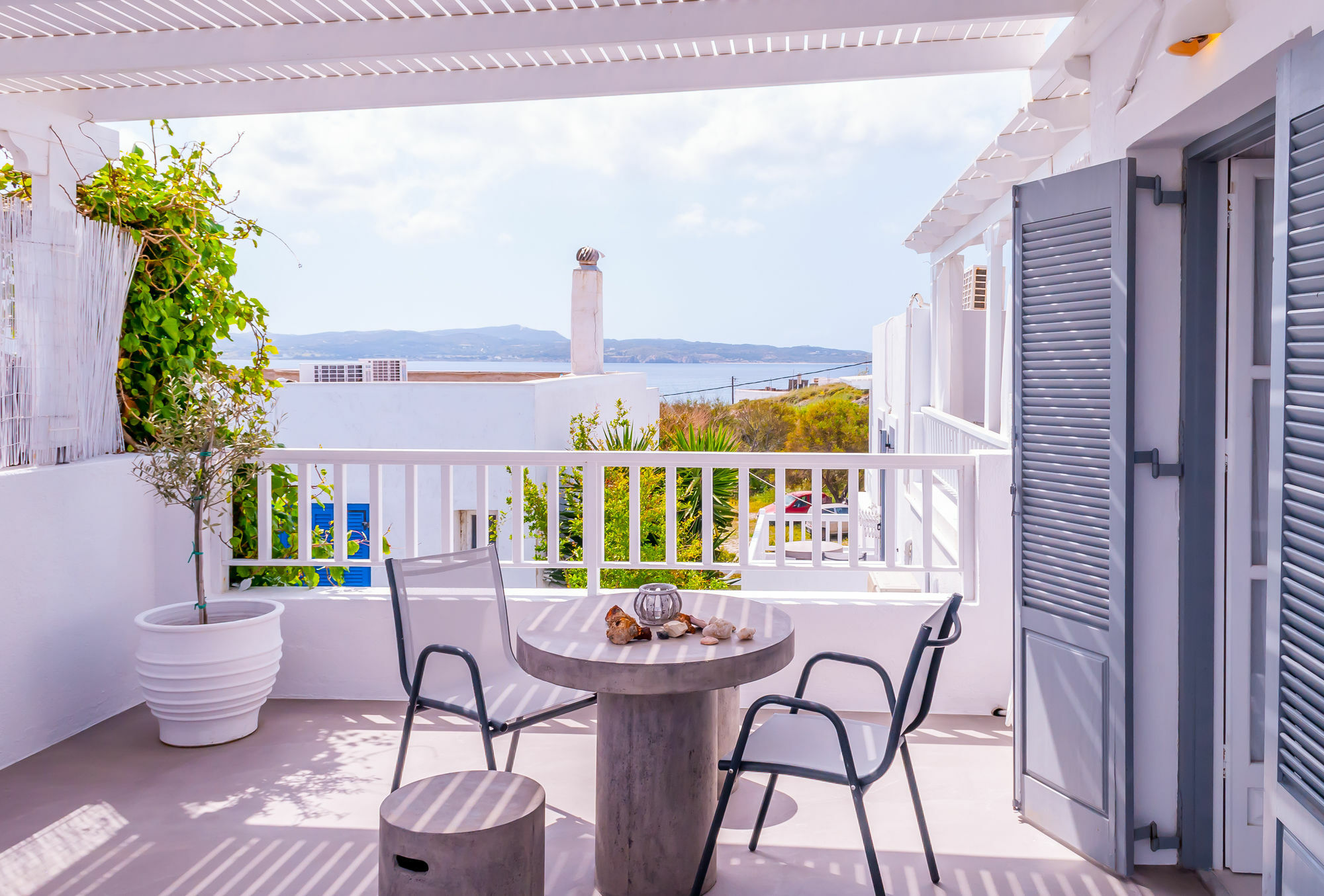 Milos Bay Suites آداماس المظهر الخارجي الصورة